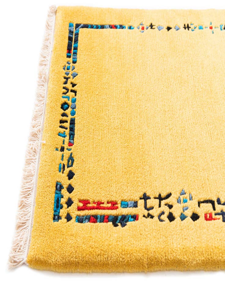 Detail image of 2' 5 x 4' 6 Hand Knotted Nepal Wool Rug