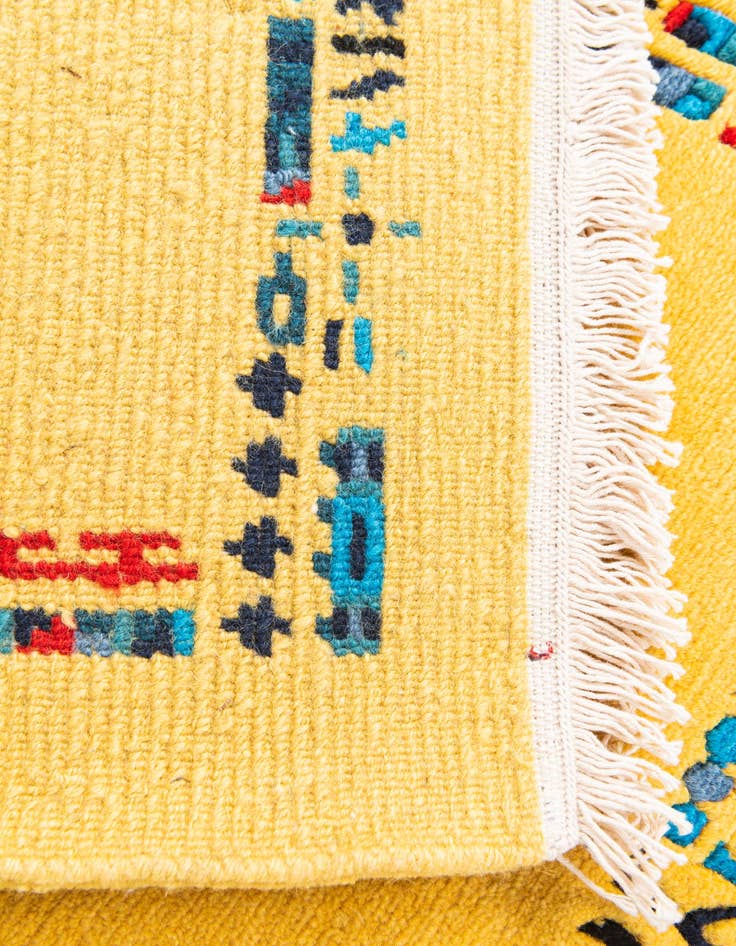 Detail image of 2' 5 x 4' 6 Hand Knotted Nepal Wool Rug