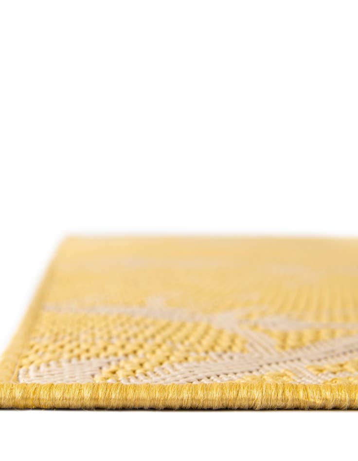 Detail image of  7' x 10'  Washable Botanical Indoor / Outdoor Rug