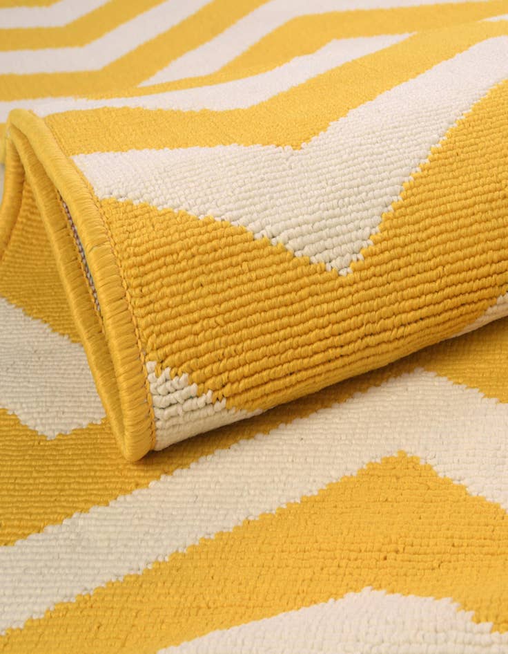 Detail image of  7' 10 x 10'  Washable Coastal Indoor / Outdoor Rug