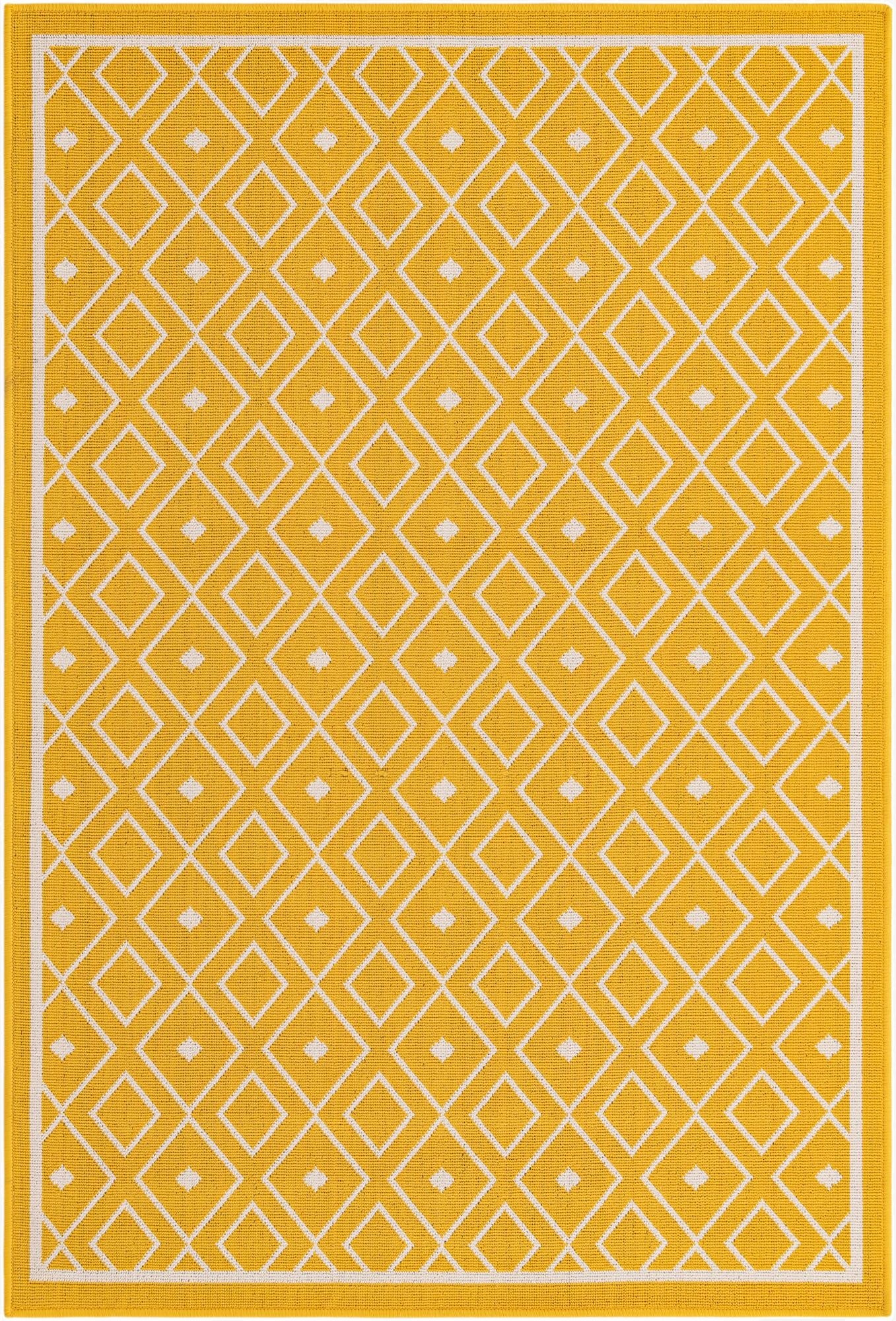  4' x 6'  Washable Lattice Indoor / Outdoor Rug
