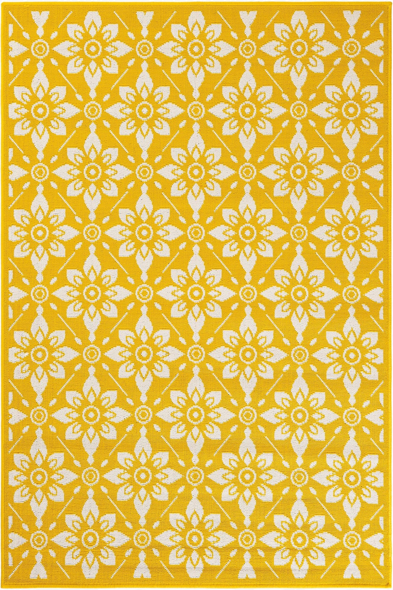  4' x 6'  Washable Lattice Indoor / Outdoor Rug