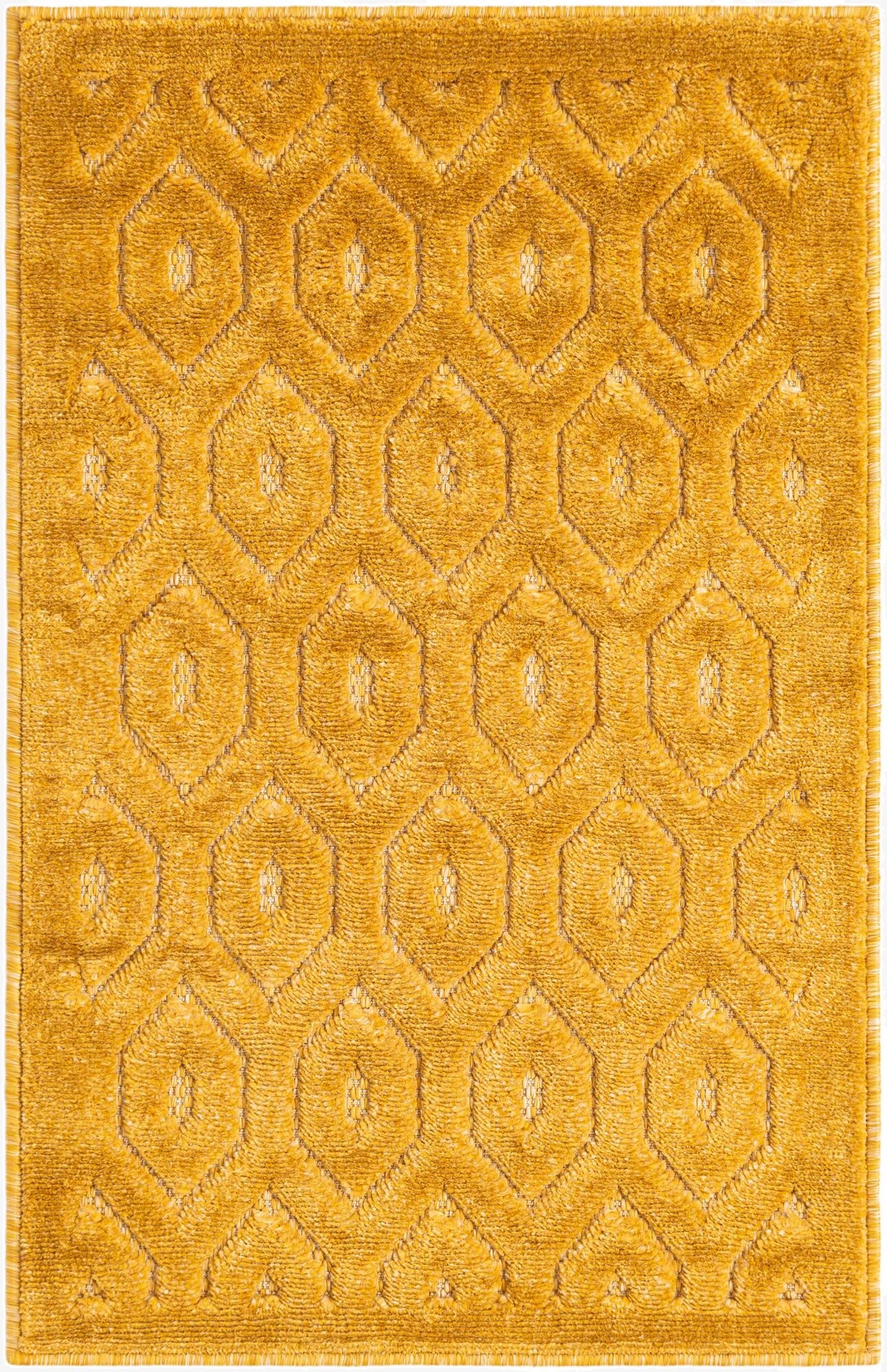  2' x 3'  Washable Trellis Textured Indoor / Outdoor Rug
