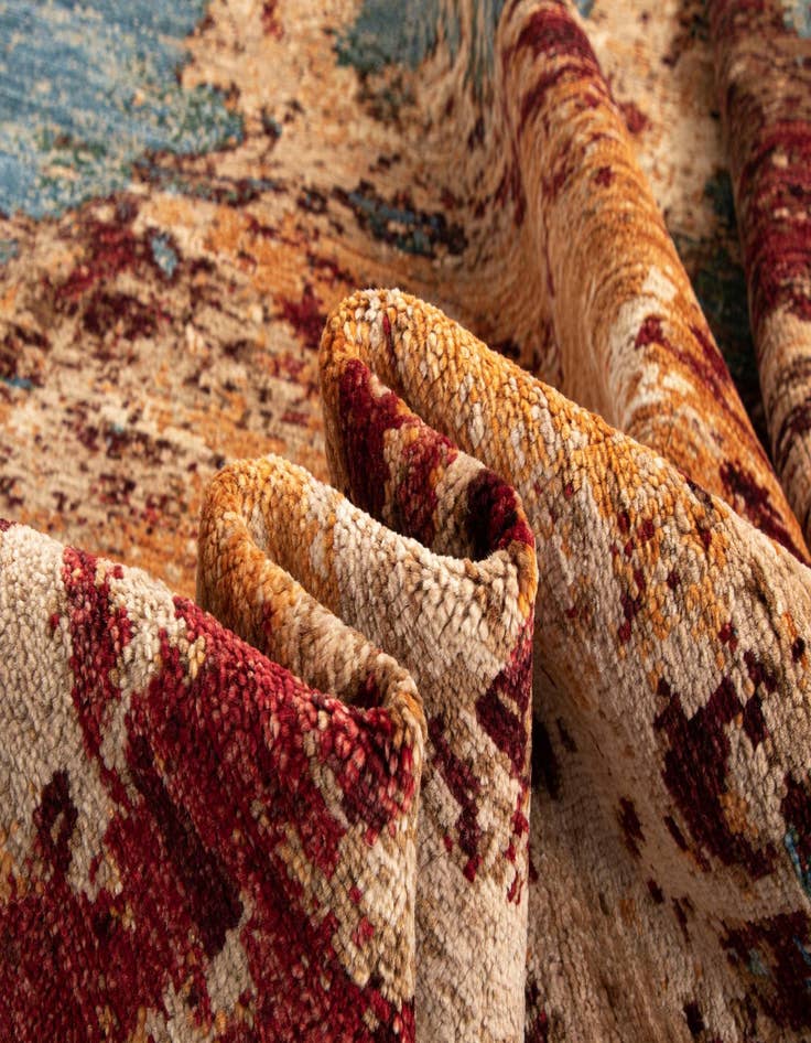Detail image of  5' 2 x 6' 5 Rubin Wool Rug