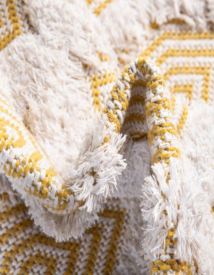 Detail image of  2' 3 x 3' Sabrina Soto Casa Havana Rug