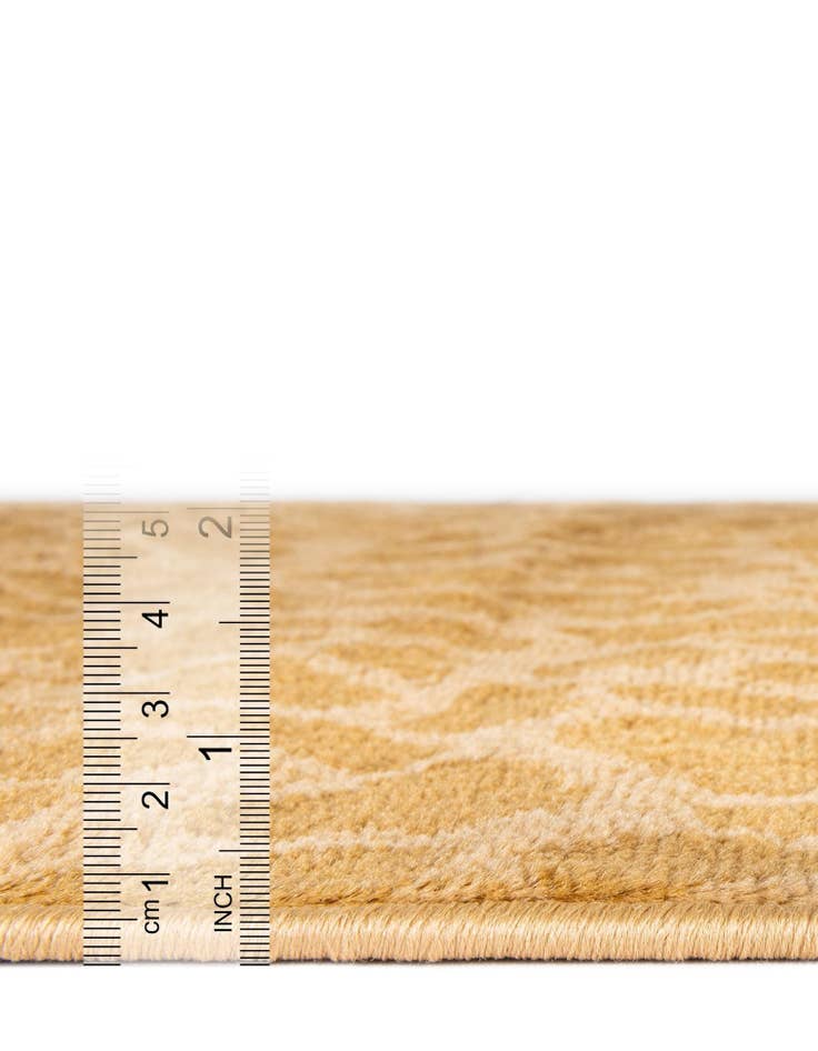 Detail image of  3' 3 x 5' 3 Savannah Rug