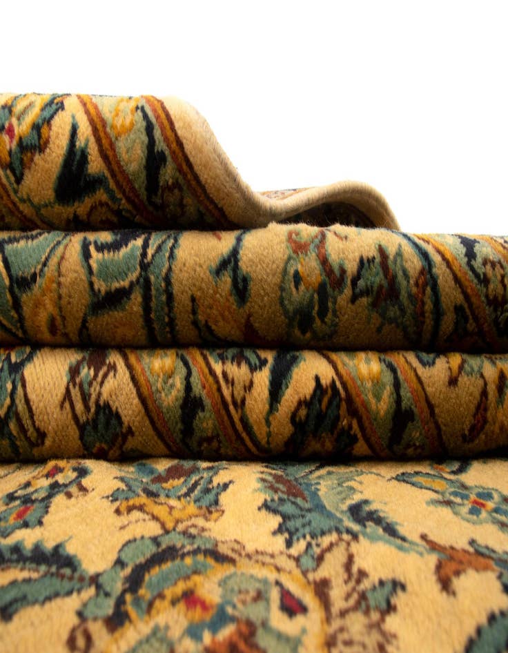 Detail image of  9' 11 x 13' 1  Hand Knotted Tabriz Persian Wool Rug