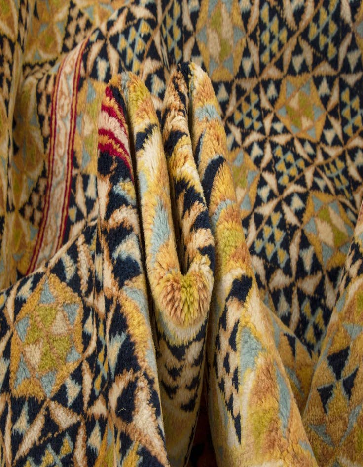 Detail image of  11' 9 x 14' 8 Tabriz Rug