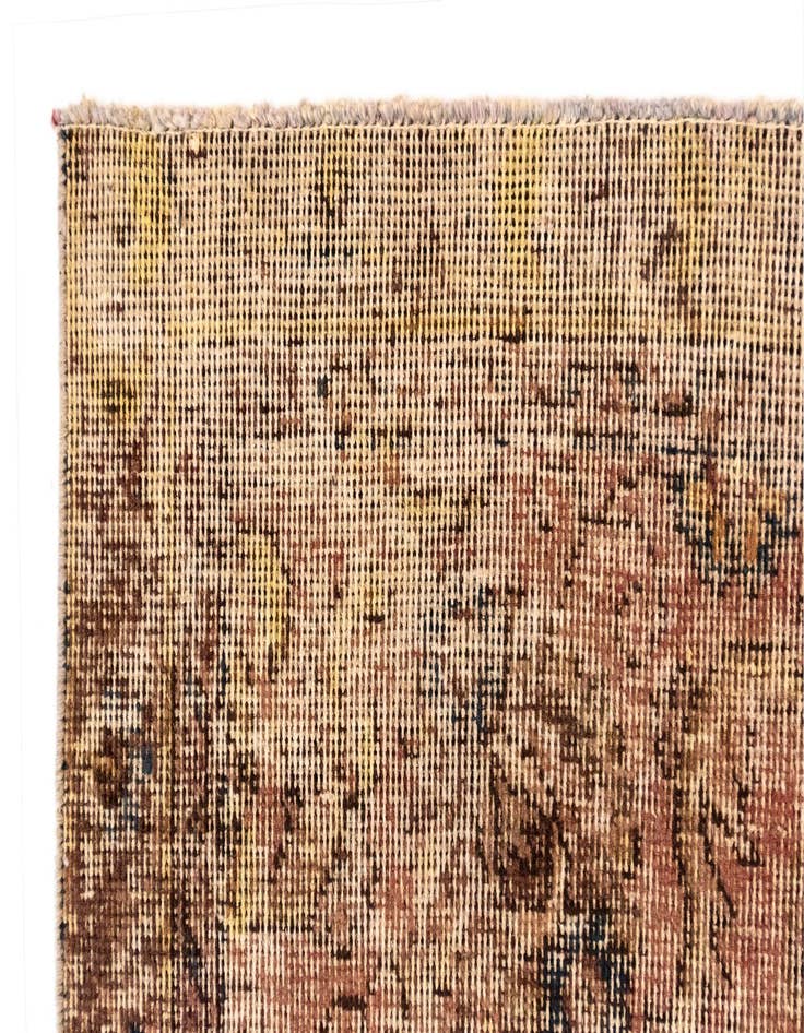 Detail image of  9' 1 x 12' 10 Vintage Royal Wool Rug