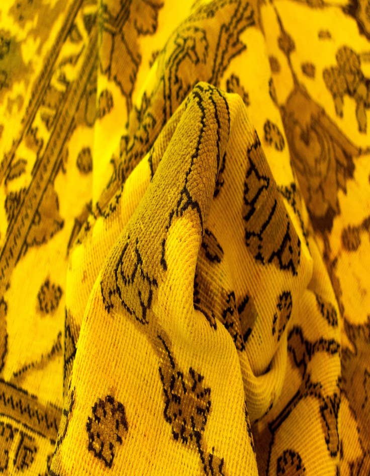 Detail image of  9' 11 x 12' 4 Vintage Royal Wool Rug