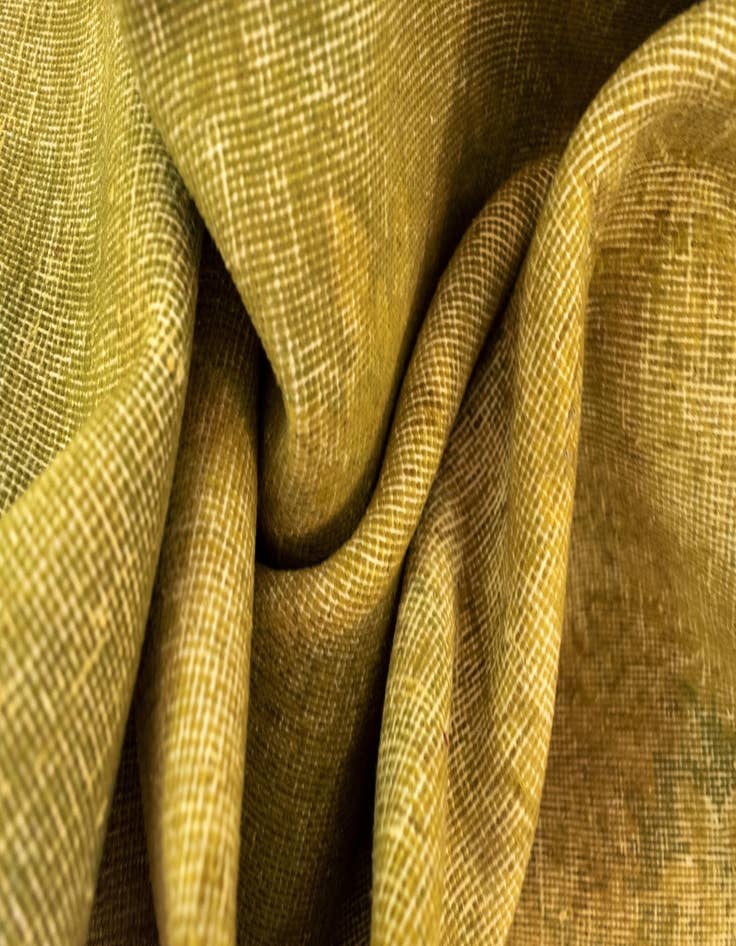 Detail image of  9' x 11' 11 Vintage Royal Wool Rug