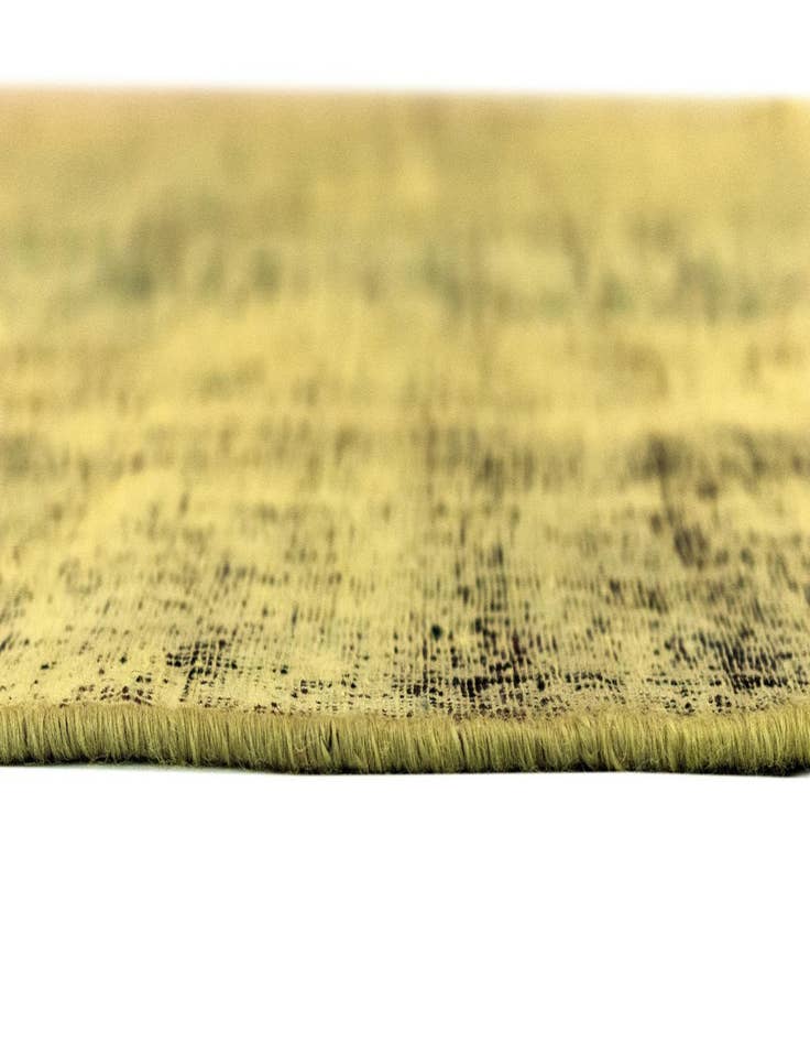 Detail image of  6' 11 x 10' 11 Vintage Royal Wool Rug