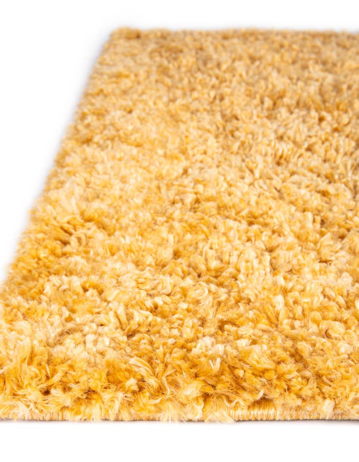 Detail image of  5' x 8' Zermatt Shag Rug