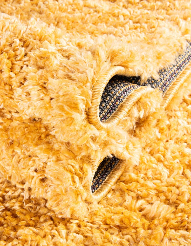 Detail image of  5' x 8' Zermatt Shag Rug