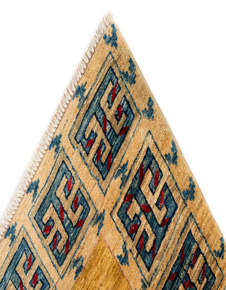 Detail image of  6' 5 x 7' 4  Hand Knotted Ziegler Wool Rug