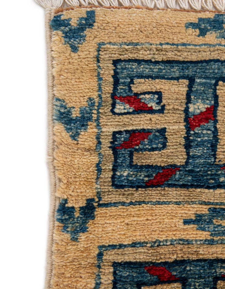 Detail image of  6' 5 x 7' 4  Hand Knotted Ziegler Wool Rug