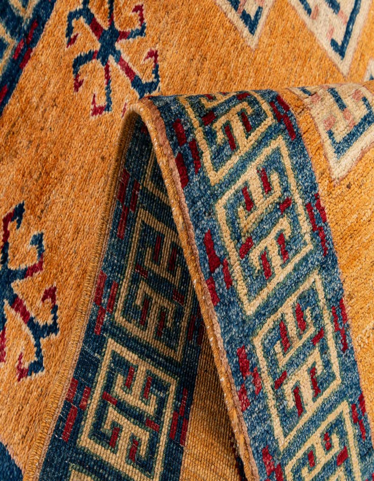 Detail image of  2' 8 x 4' 1  Hand Knotted Ziegler Wool Rug