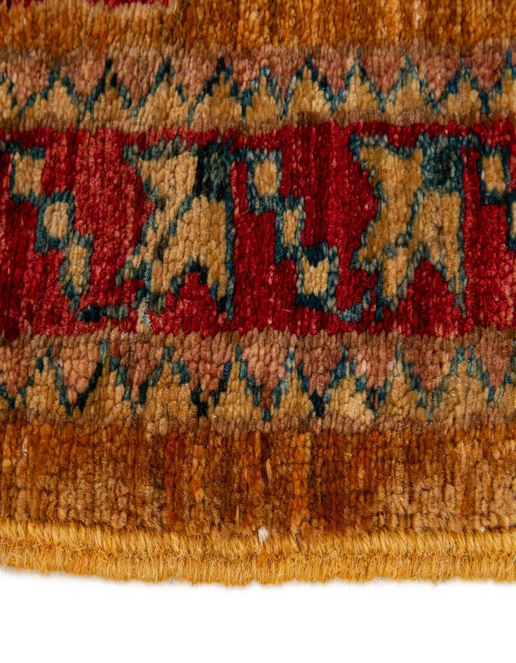 Detail image of  2' 5 x 3'  Hand Knotted Ziegler Wool Rug