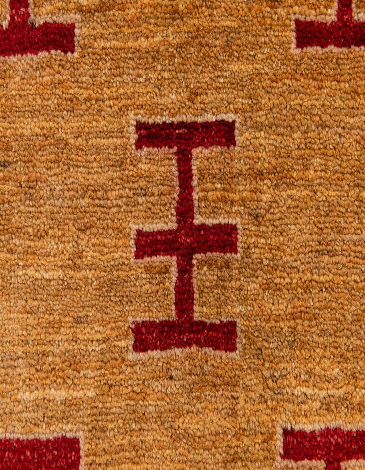 Detail image of  2' 7 x 4'  Hand Knotted Ziegler Wool Rug
