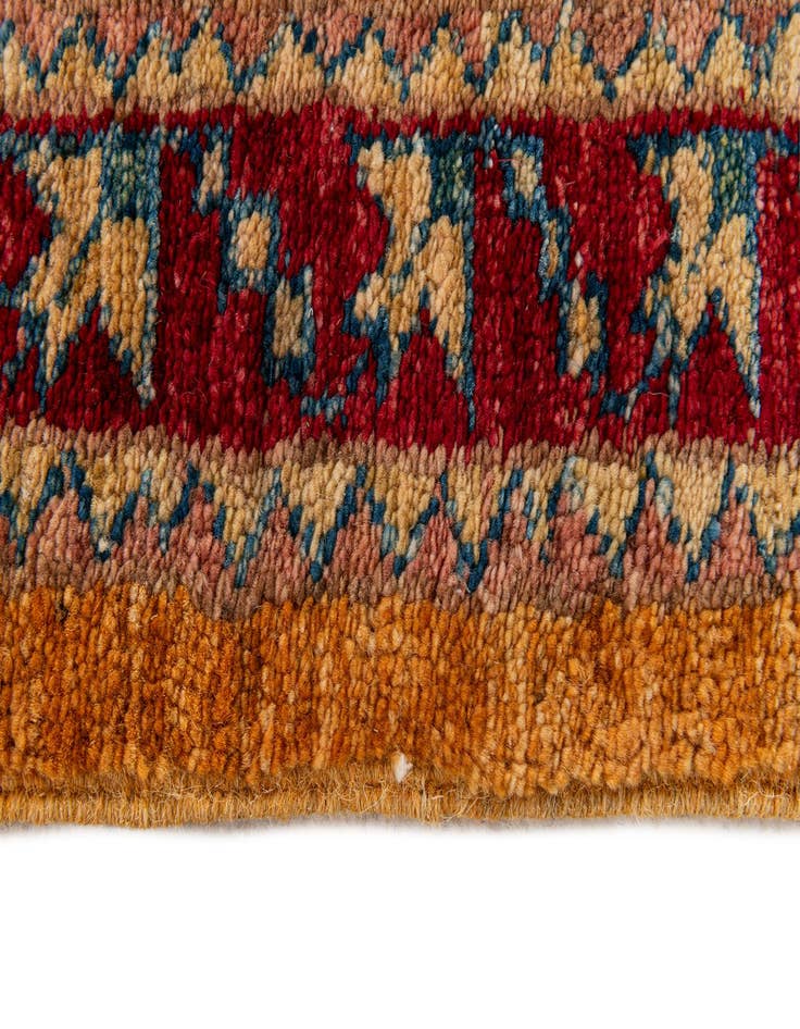 Detail image of  2' 6 x 3' 6  Hand Knotted Ziegler Wool Rug
