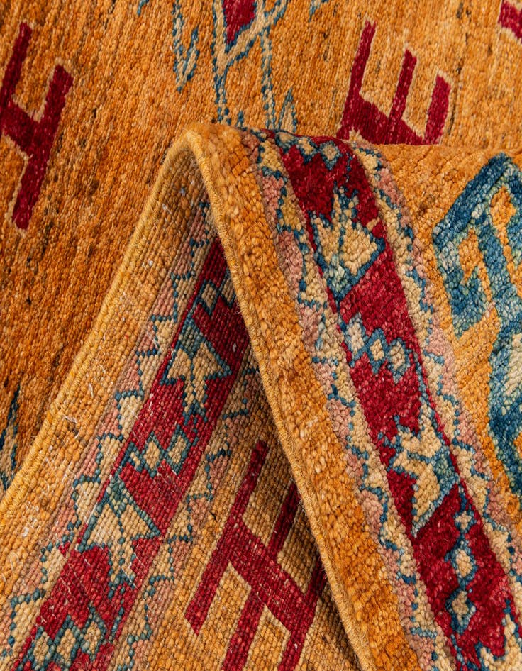 Detail image of  2' 6 x 3' 6  Hand Knotted Ziegler Wool Rug