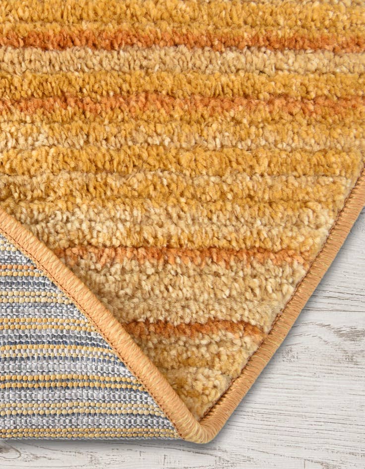 Detail image of  3' 3 x 3' 3 Gemstone Round Rug