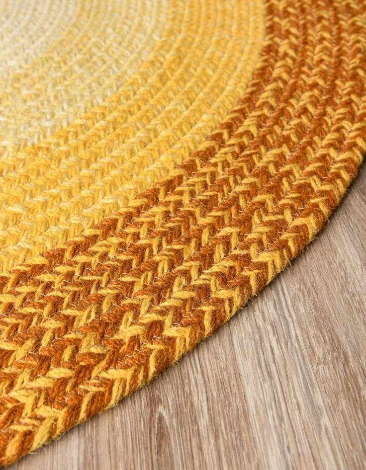 Detail image of  7' 10 x 7' 10  Hand Hand Braided Wool Round Rug