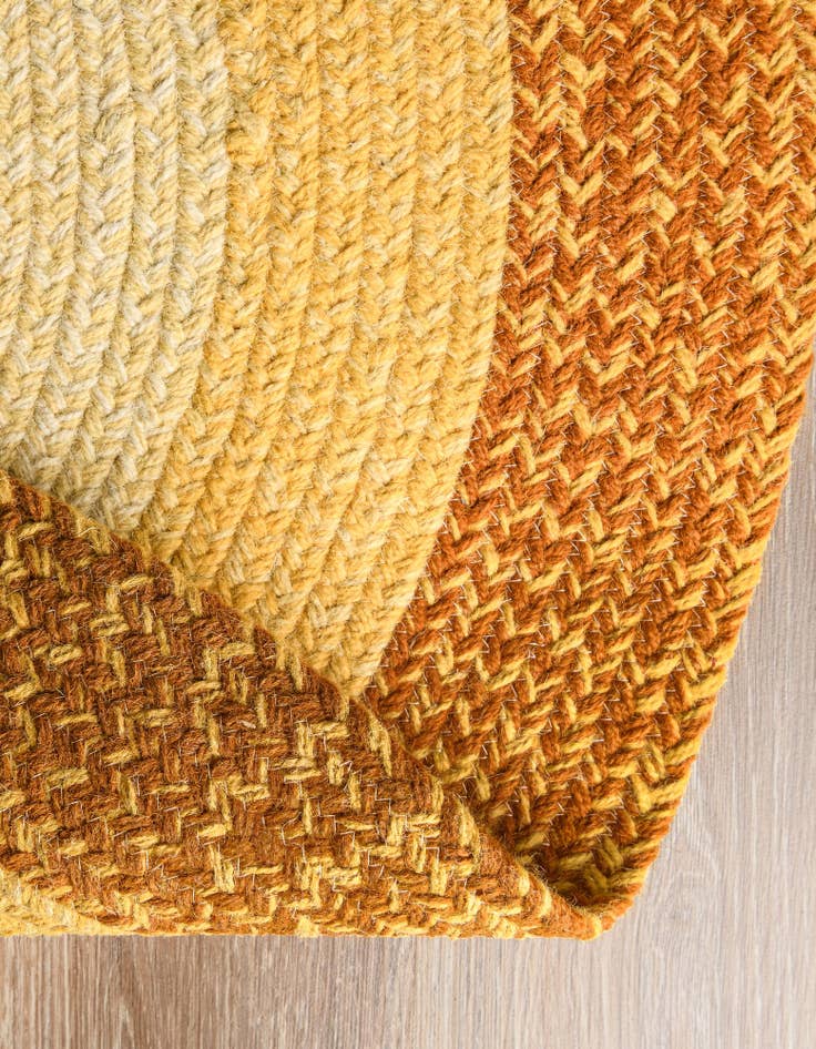 Detail image of  7' 10 x 7' 10  Hand Hand Braided Wool Round Rug