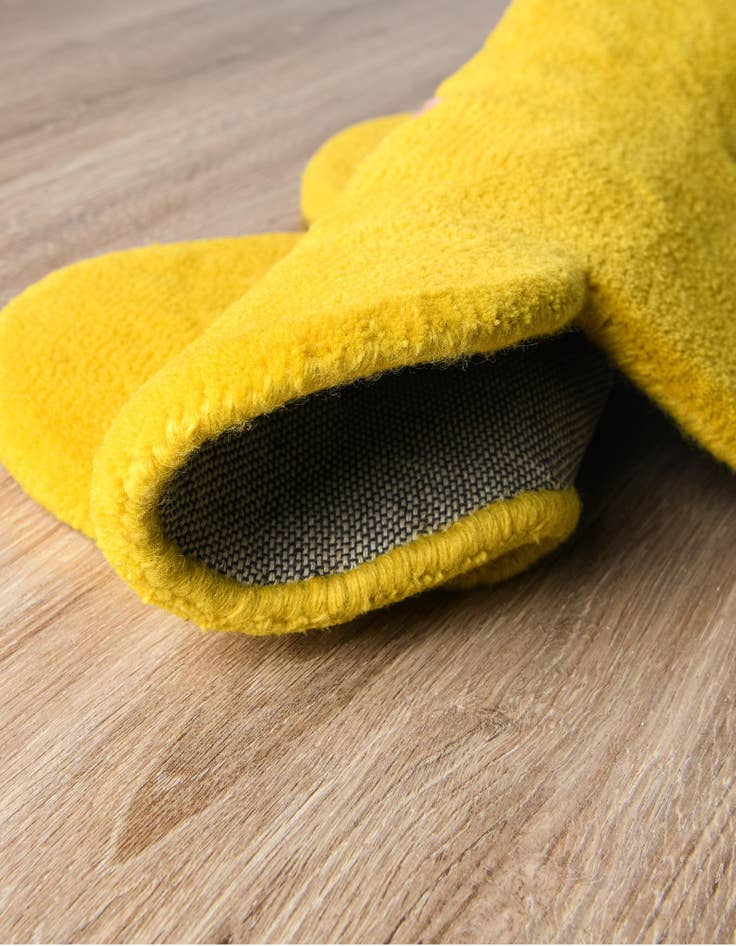 Detail image of  3' 1 x 3' 1 Happy Rugs Funky Flower Wool Round