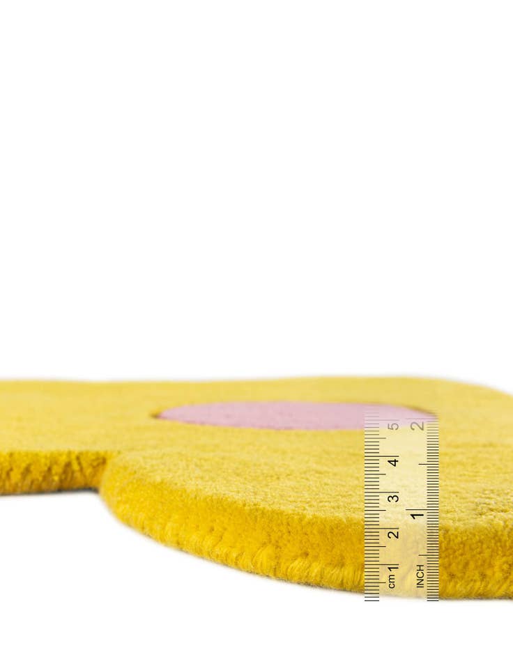 Detail image of  5' 1 x 5' 1 Happy Rugs Funky Flower Wool Round