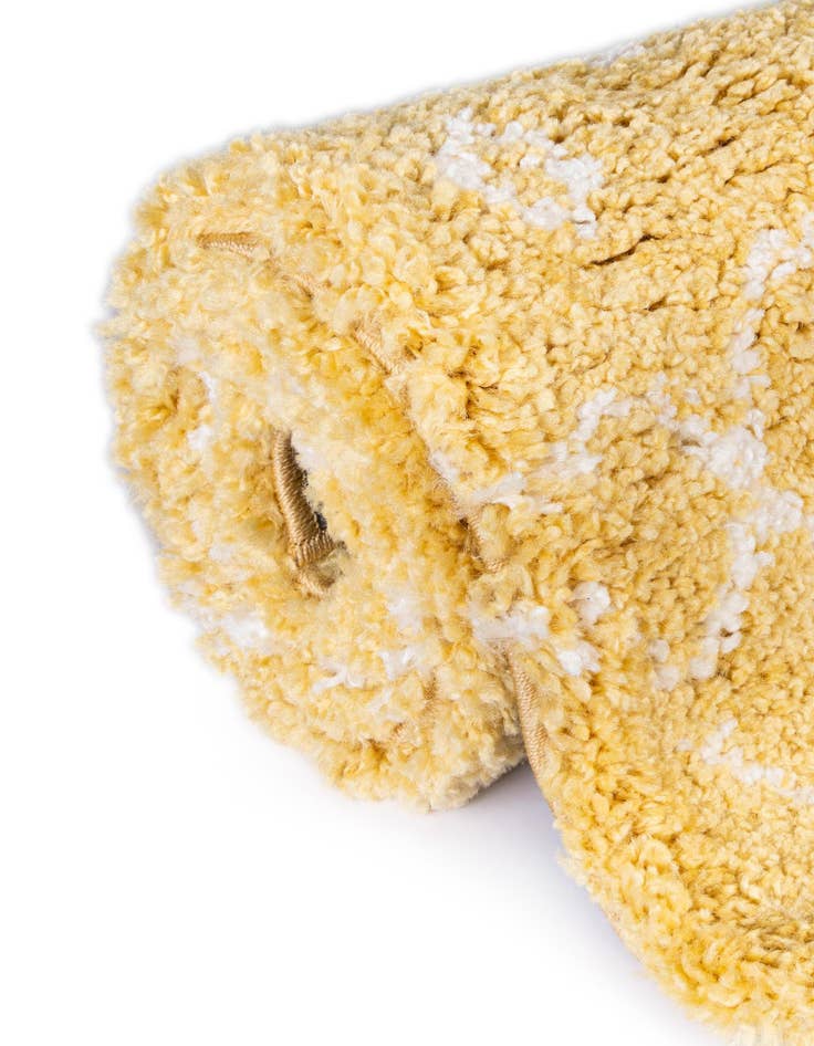 Detail image of  5' x 5' Moroccan Shag Round Rug