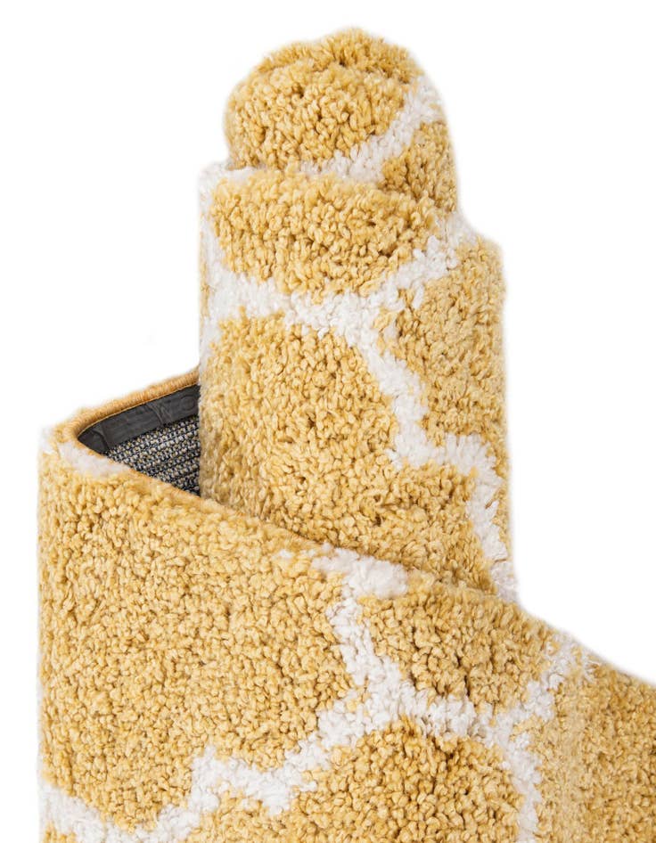 Detail image of  8' x 8' Moroccan Shag Round Rug