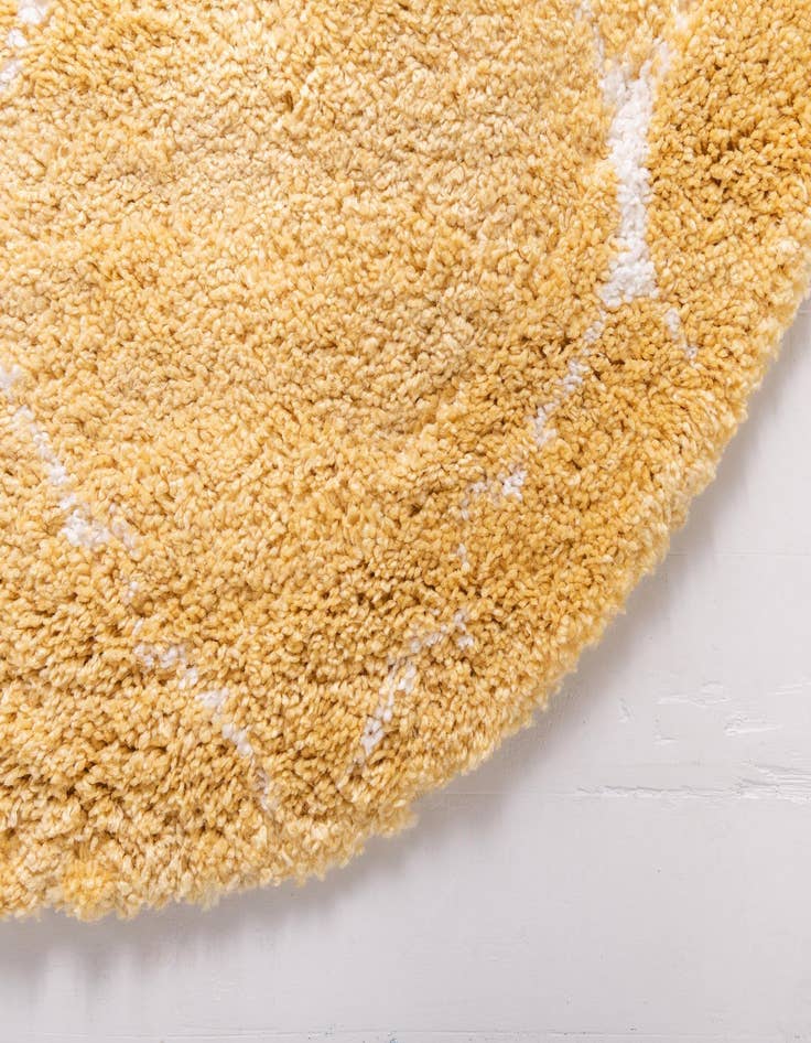 Detail image of  5' x 5' Moroccan Shag Round Rug