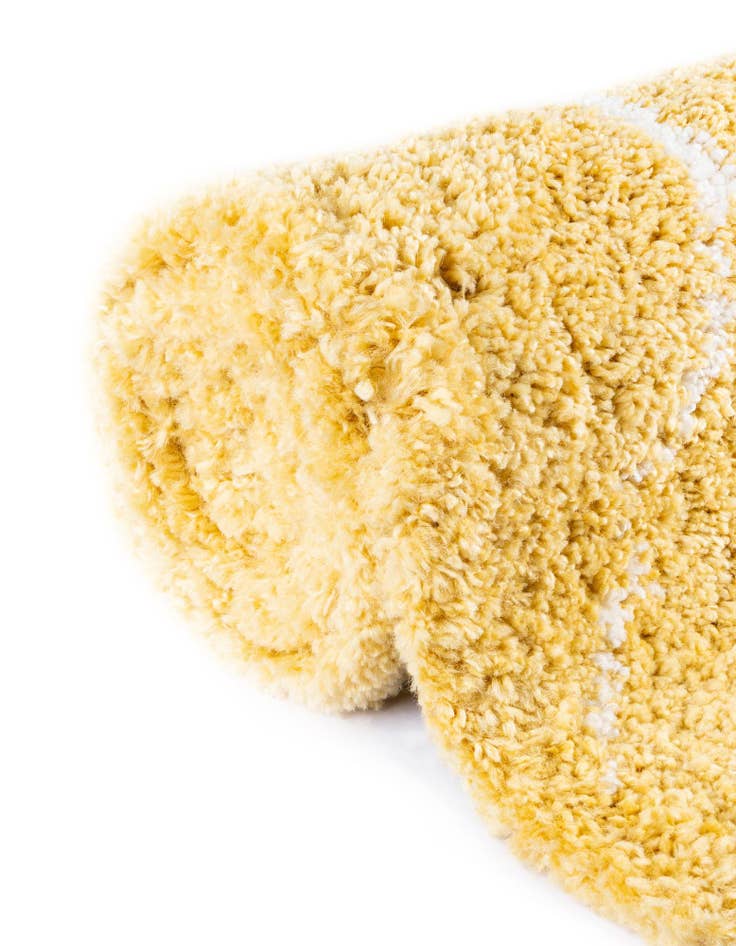 Detail image of  5' x 5' Moroccan Shag Round Rug