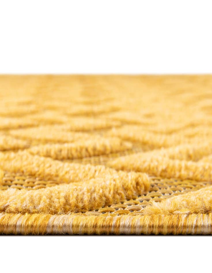 Detail image of  5' 3 x 5' 3  Washable Trellis Textured Indoor / Outdoor Round Rug