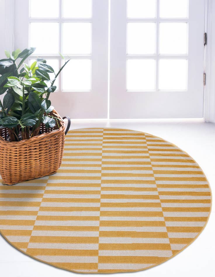 Detail image of  5' 3 x 5' 3 SoHo Round Rug