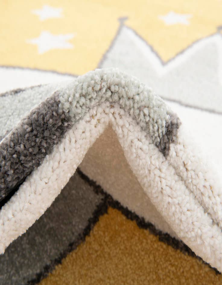 Detail image of  3' 3 x 3' 3 Bear Whimsy Kids Round Rug
