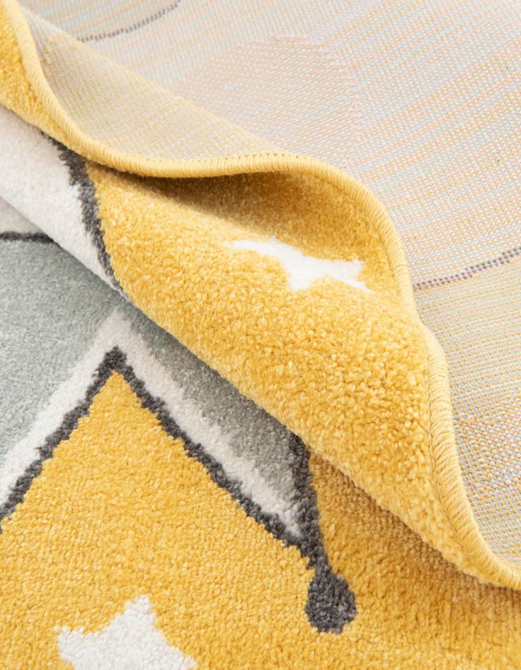 Detail image of  3' 3 x 3' 3 Bear Whimsy Kids Round Rug