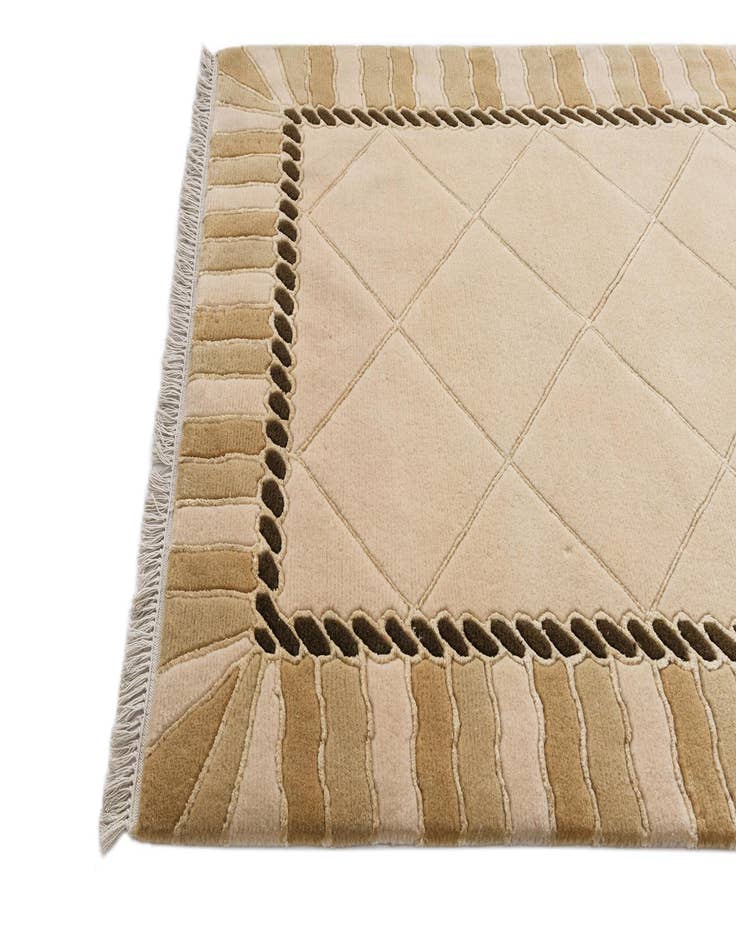 Detail image of  3' 5 x 16' 1 Darya Runner Rug