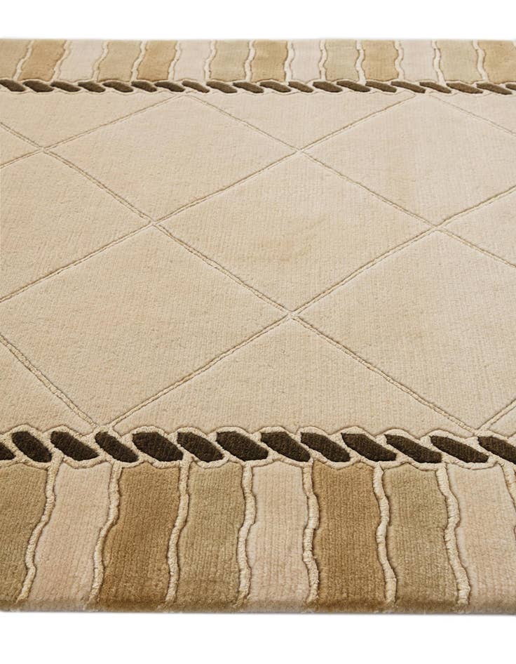 Detail image of  3' 5 x 16' 1 Darya Runner Rug