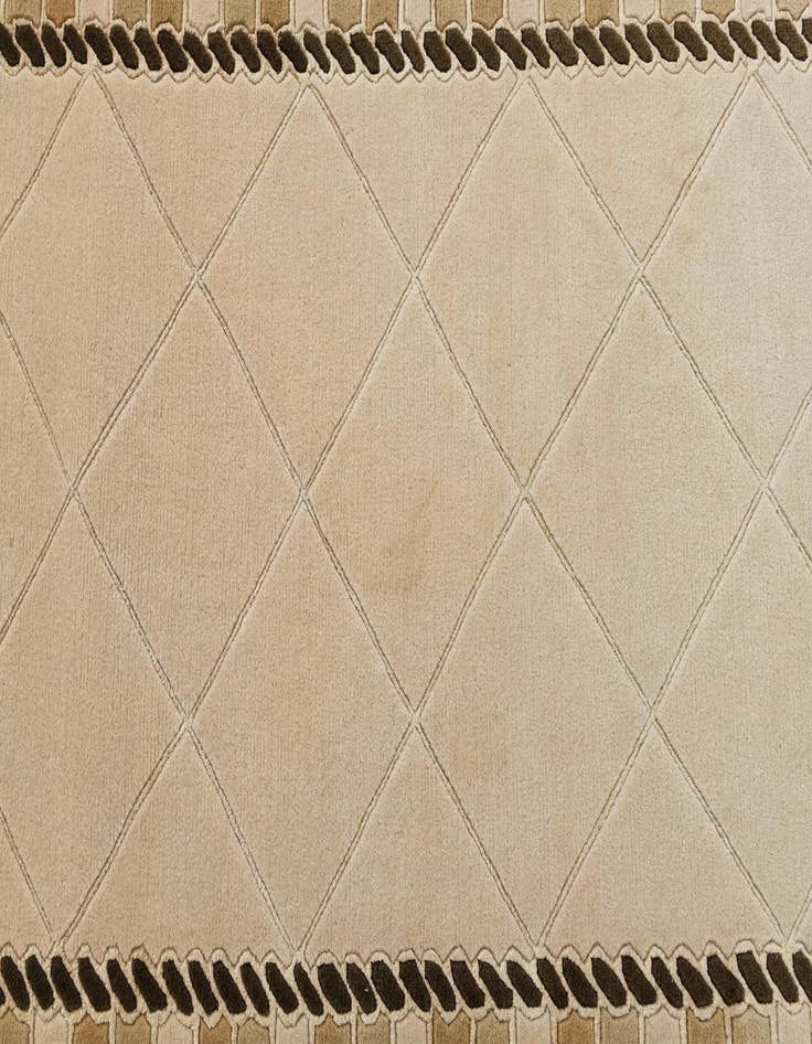 Detail image of  3' 5 x 16' 1 Darya Runner Rug