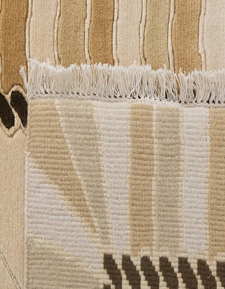 Detail image of  3' 5 x 16' 1 Darya Runner Rug