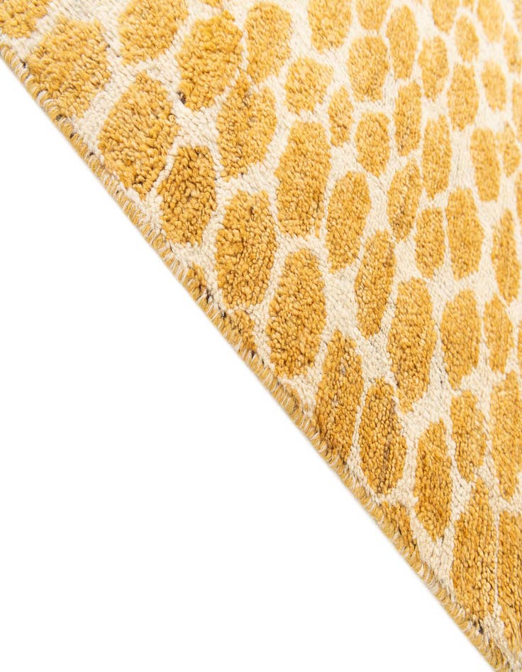 Detail image of  2' 10 x 10'  Hand Knotted Darya Wool Runner Rug