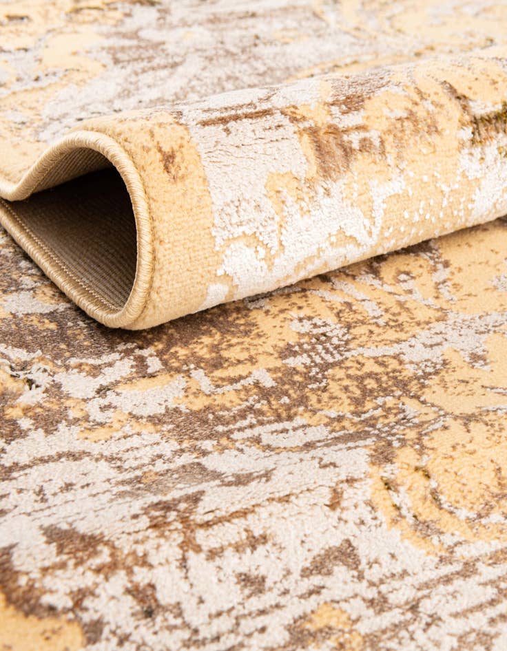 Detail image of  2' x 9' 10 Highbury Runner Rug