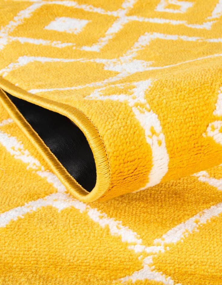 Detail image of  2' 6 x 8' 2 Kasbah Trellis Runner Rug