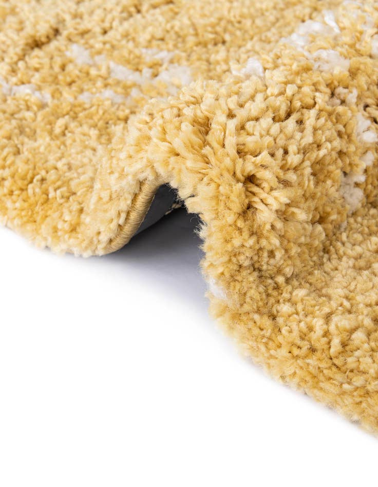 Detail image of  2' 7 x 10' Moroccan Shag Runner Rug