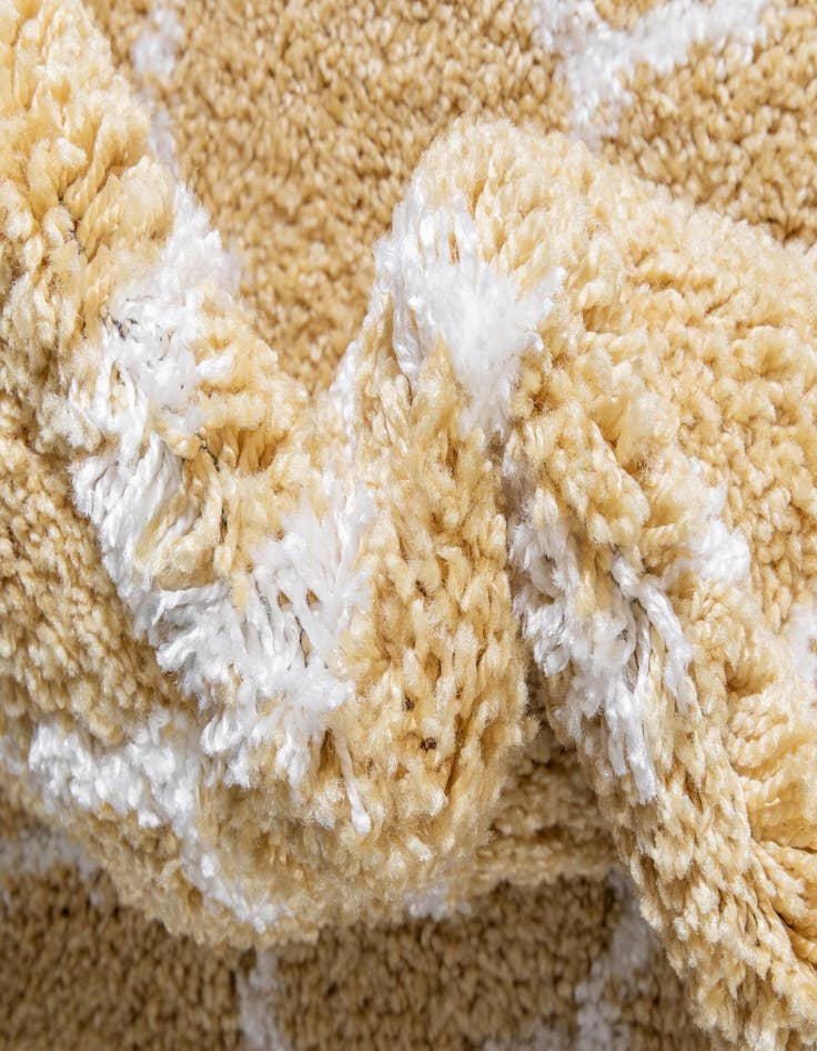 Detail image of  2' 7 x 6' Moroccan Shag Runner Rug