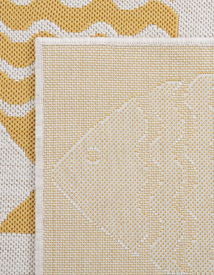 Detail image of  2' 7 x 12'  Washable Coastal Indoor / Outdoor Runner Rug