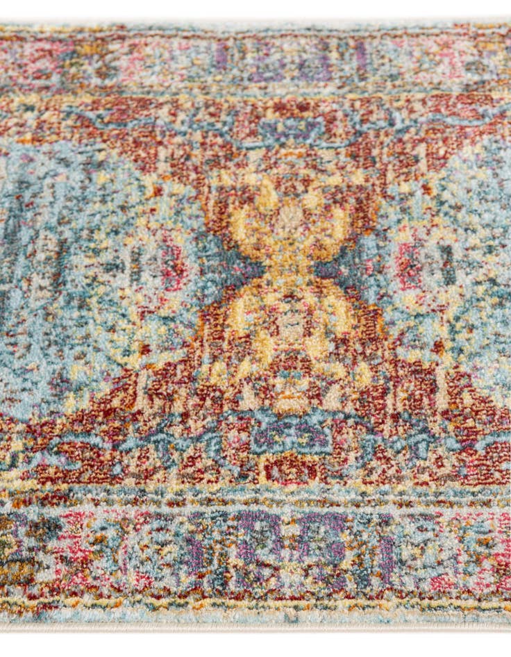 Detail image of  2' 5 x 6' 7 Santiago Runner Rug