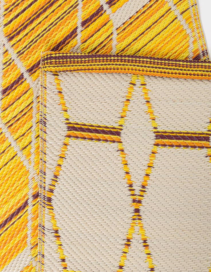 Detail image of  2' x 6'  Washable Vista Breeze Indoor / Outdoor Runner Rug